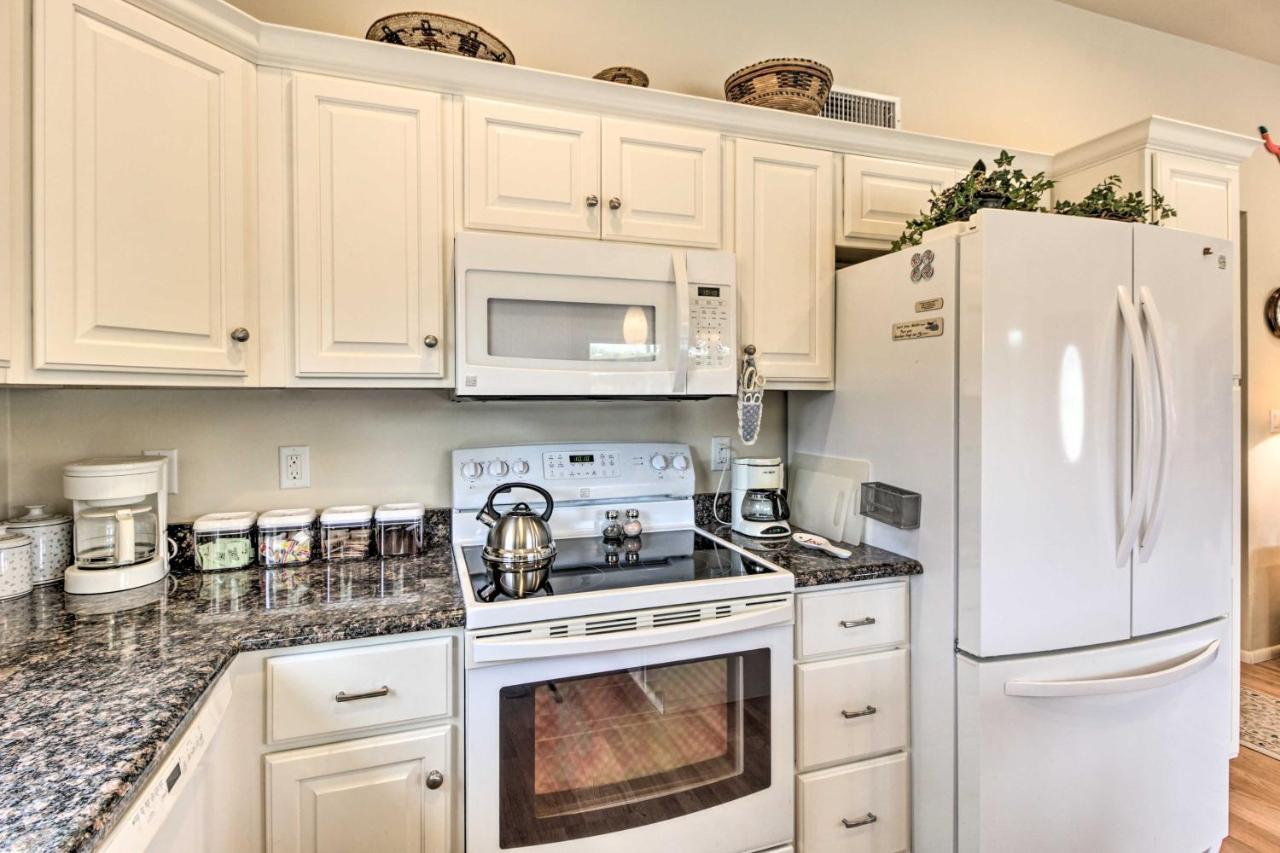 Lovely Tucson Home With Private Pool And Hot Tub! ภายนอก รูปภาพ